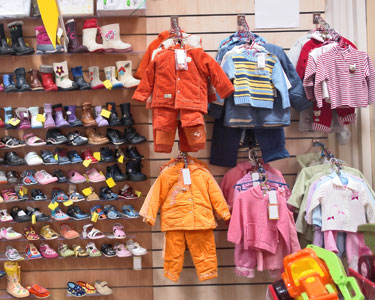 Kids Lake County and Sumter County: Clothing and Shoe Stores - Fun 4 Lake Kids